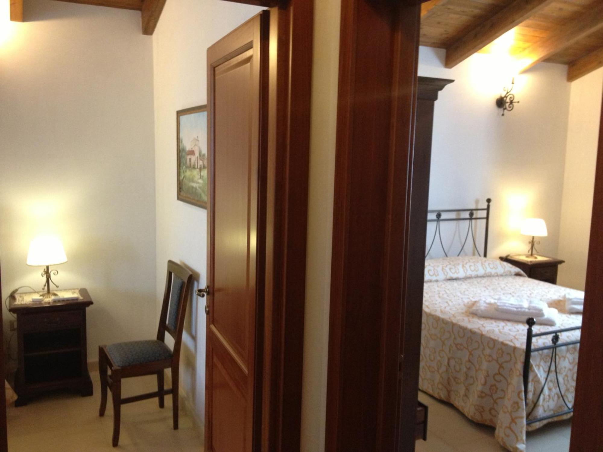 Agriturismo Masseria Quaremme Карпиньяно-Салентино Номер фото