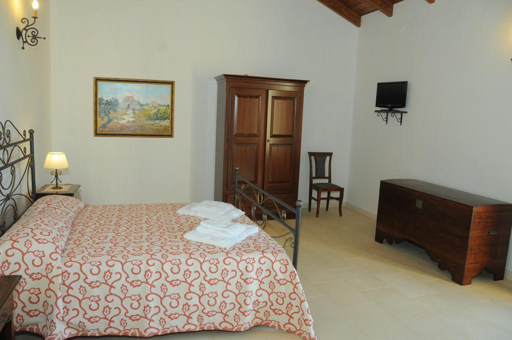 Agriturismo Masseria Quaremme Карпиньяно-Салентино Номер фото